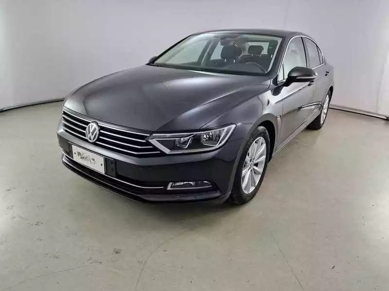 volkswagen passat usata milano